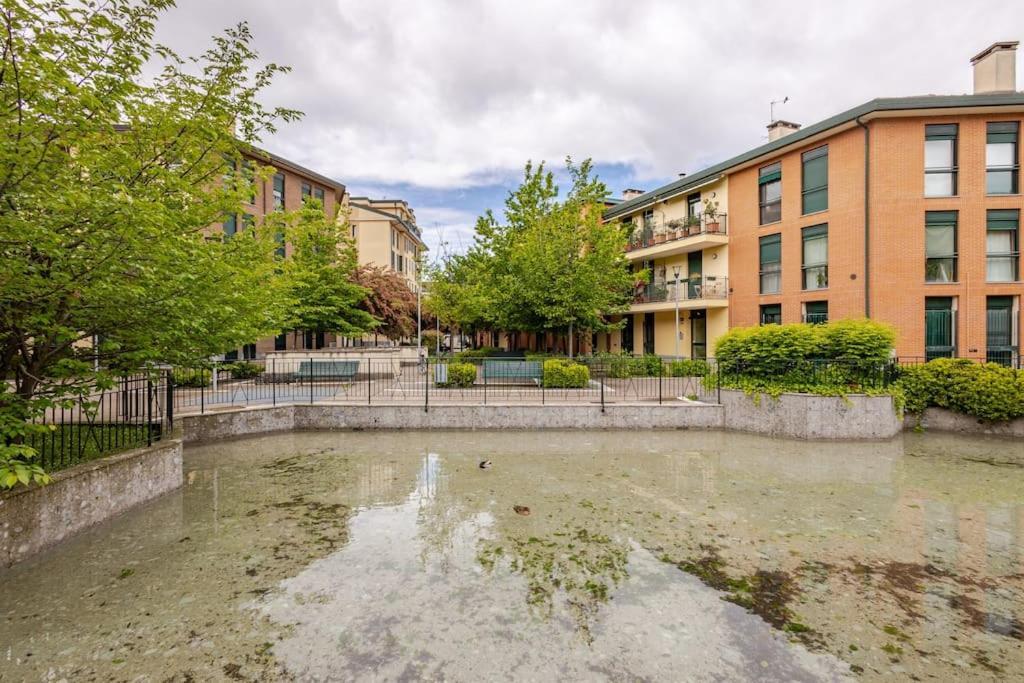 Urban House - Exclusive Park House Navigli Milan Center Appartement Buitenkant foto